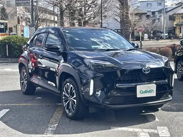 トヨタ ヤリスクロス ハイブリッド Z 神奈川県 2021(令3)年 1.3万km ブラックマイカ ワンオーナー/セーフティセンス/インテリジェントクリアランスソナー/LEDヘッドライト/オートライト/電動オート格納機能付きミラー/8インチディスプレイオーディオ/ナビ機能/Bluetooth/パノラミックビューモニター/ETC車載器/パワーバックドア/パワーシート(運転席)/シートヒーター(前席)/スマートキー/保証書/取説/スペアキー