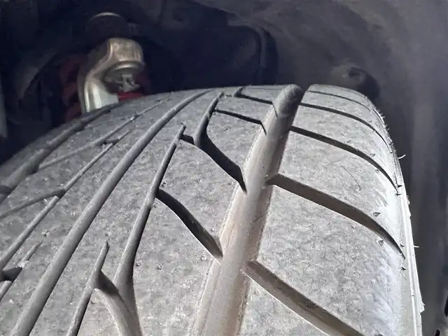 レクサス ＩＳ 300h Fスポーツ 宮城県 2017(平29)年 6.5万km グラファイトブラックガラスフレーク セーフティシステムプラス/・プリクラッシュセーフティ/・レーンディパーチャーアラート/・オートマチックハイビーム/・レーダークルーズコントロール/純正ナビ/・CD/DVD/・Bluetooth/・フルセグTV/・音楽録音機能/バックモニター/ビルトインETC2.0/ドライブレコーダー/ハーフレザーシート/シートヒーター/パワーシート/革巻きステアリング/ステアリングスイッチ/パドルシフト/MTモード付AT/LEDヘッドランプ/LEDデイライト/オートライト/電動格納ミラー/純正18インチAW/純正フロアマット/W/サイド/ニー/カーテンエアバッグ