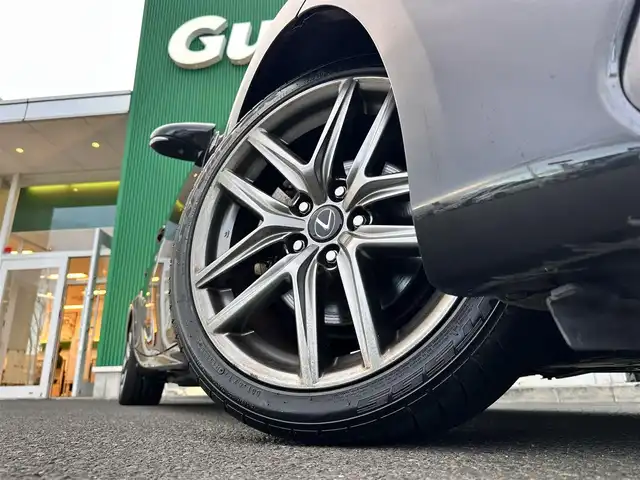 レクサス ＩＳ 300h Fスポーツ 宮城県 2017(平29)年 6.5万km グラファイトブラックガラスフレーク セーフティシステムプラス/・プリクラッシュセーフティ/・レーンディパーチャーアラート/・オートマチックハイビーム/・レーダークルーズコントロール/純正ナビ/・CD/DVD/・Bluetooth/・フルセグTV/・音楽録音機能/バックモニター/ビルトインETC2.0/ドライブレコーダー/ハーフレザーシート/シートヒーター/パワーシート/革巻きステアリング/ステアリングスイッチ/パドルシフト/MTモード付AT/LEDヘッドランプ/LEDデイライト/オートライト/電動格納ミラー/純正18インチAW/純正フロアマット/W/サイド/ニー/カーテンエアバッグ