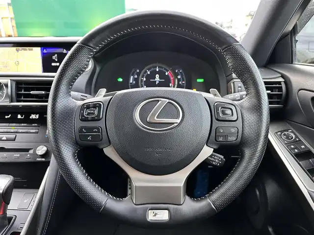 レクサス ＩＳ 300h Fスポーツ 宮城県 2017(平29)年 6.5万km グラファイトブラックガラスフレーク セーフティシステムプラス/・プリクラッシュセーフティ/・レーンディパーチャーアラート/・オートマチックハイビーム/・レーダークルーズコントロール/純正ナビ/・CD/DVD/・Bluetooth/・フルセグTV/・音楽録音機能/バックモニター/ビルトインETC2.0/ドライブレコーダー/ハーフレザーシート/シートヒーター/パワーシート/革巻きステアリング/ステアリングスイッチ/パドルシフト/MTモード付AT/LEDヘッドランプ/LEDデイライト/オートライト/電動格納ミラー/純正18インチAW/純正フロアマット/W/サイド/ニー/カーテンエアバッグ