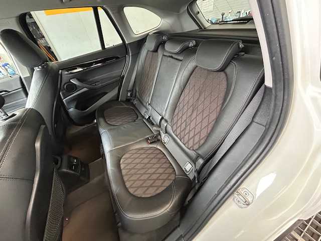 ＢＭＷ Ｘ１ xDrive 18d xライン 宮城県 2018(平30)年 9.7万km ミネラルホワイト ワンオーナー/4WD/ルーフレール/メーカーHDDナビ/バックカメラ/パワーバックドア/シートヒーター/純正アルミ夏タイヤR18/社外アルミ冬タイヤR17/純正フロアマット/ETC/ドライブレコーダー/コーナーセンサー/ダブル・サイドエアバッグ/パーキングアシスト/レーンアシスト/プッシュスタート/取扱説明書/保証書