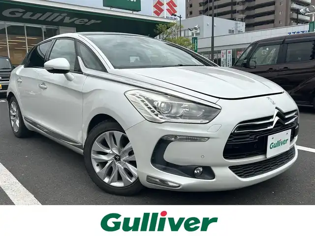 シトロエン ＤＳ５ ホワイトメロディ 島根県 2015(平27)年 8.7万km ブランナクレ 純正オーディオ/（Ｂｌｕｅｔｏｏｔｈ/ＣＤ/ＡＵＸ/AM・FMラジオ）/ＥＴＣ/バックカメラ/レザーシート/前後コーナーセンサー/コックピットルーフ/パワーシート/温度調整機能付きシートヒーター/自動防眩ミラー/ヘッドアップディスプレイ/アクティブランバーサポート
