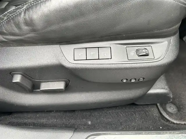 シトロエン ＤＳ５ ホワイトメロディ 島根県 2015(平27)年 8.7万km ブランナクレ 純正オーディオ/（Ｂｌｕｅｔｏｏｔｈ/ＣＤ/ＡＵＸ/AM・FMラジオ）/ＥＴＣ/バックカメラ/レザーシート/前後コーナーセンサー/コックピットルーフ/パワーシート/温度調整機能付きシートヒーター/自動防眩ミラー/ヘッドアップディスプレイ/アクティブランバーサポート