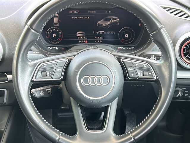 アウディ Ａ３ スポーツバック 1．4 TFSI 愛知県 2017(平29)年 9.6万km コスモスブルーM 純正ナビ/フルセグTV・CD・DVD・Bluetooth・SD/バックカメラ/クルーズコントロール/パークトロニック/2.0ETC/スマートキー/プッシュスタート/ステアリングスイッチ/電動格納ミラー/アイドリングストップ/ドライバーアシスト/ISOFIX/横滑り防止装置/純正フロアマット/保証書/取扱説明書/スペアキー