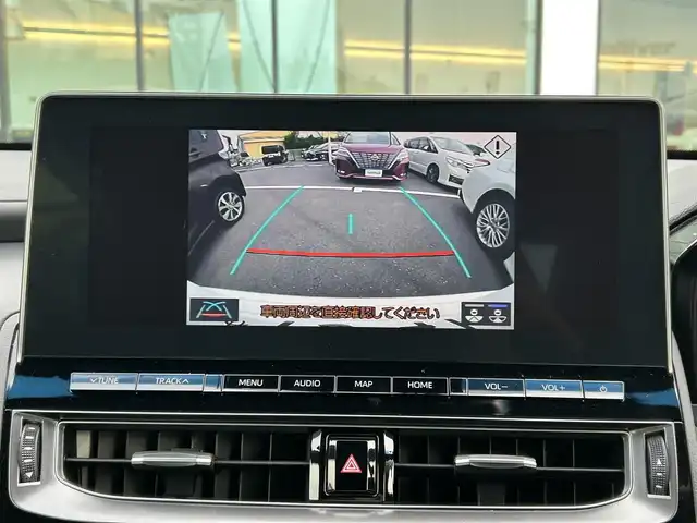 トヨタ クラウン ハイブリッド RS 島根県 2021(令3)年 9.3万km プレシャスホワイトパール 後期型/純正ナビ/CD/DVD/DTV/Bluetooth/バックカメラ/レーダークルーズコントロール/LEDオートライト/オートハイビーム/クリアランスソナー /BSM/ハーフレザー調シート/シートヒーター /パワーシート/ステアリングスイッチ/スマートキー/プッシュスタート /純正フロアマット/ドアバイザー/ビルトインETC