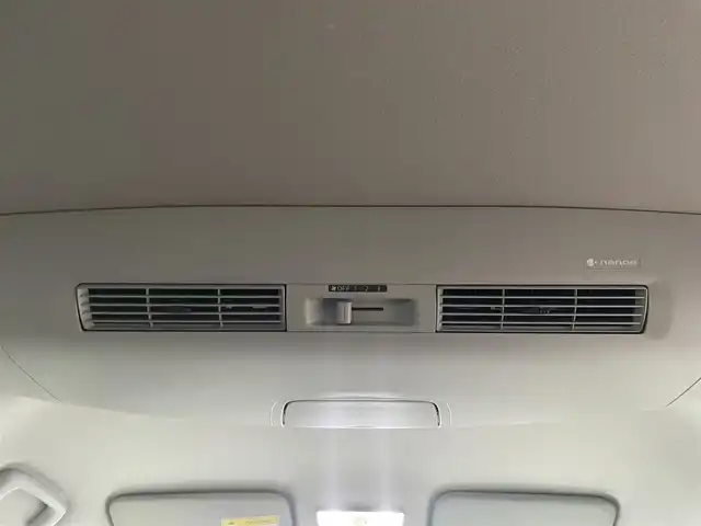 日産 デイズ ルークス ハイウェイスターX Gパッケージ 茨城県 2017(平29)年 5.3万km ホワイトパール 純正ナビ/【FM・AM・TV・BT】/衝突軽減システム/アイドリングストップ/全方位カメラ/両側パワスラ/純フロアマット/純正15インチAW/オートライト/LED/ステアリングリモコン/ドアバイザー/スマートキー/スペアキー有/プッシュスタート