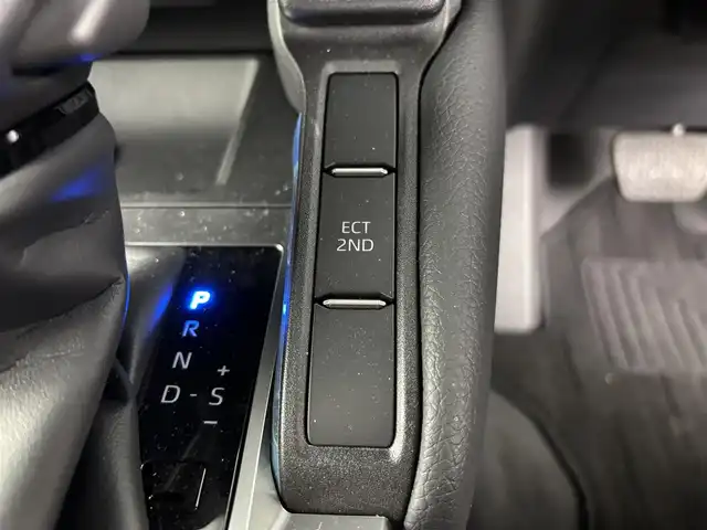 トヨタ ランドクルーザー ２５０ VX 埼玉県 2025(令7)年 0.1万km アバンギャルドブロンズメタリック 純正ナビ/サンルーフ/全方位カメラ/ブラインドスポットモニター/レーダークルーズコントロール/デジタルインナーミラー/パワーバックドア/ステアリングヒーター/シートヒーター/シートクーラー/コーナーセンサー/純正フロアマット/ビルトインETC2.0