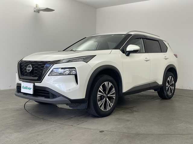 日産 エクストレイル X 兵庫県 2022(令4)年 2.4万km ブリリアントホワイトパール ・ワンオーナー/・NissanConnectナビゲーションシステム（地デジ内蔵）/・インテリジェントアラウンドビューモニター/・ビルトインETC2.0/・インテリジェントルームミラー/・前後ドライブレコーダー/・防水シート/・前席パワーシート/・運転席メモリ機能付き/・前席シートヒーター/・LEDヘッドライト/・NissanConnect専用車載通信ユニット/・USB電源ソケット/・100VAC電源（1500W）/・プロパイロット緊急停止支援システム/・SOSコール/・革巻きステアリング/・ハイビームアシスト/・インテリジェント エマージェンシーブレーキ/・踏み間違い衝突防止アシスト/・標識検知機能/・インテリジェント FCW（前方衝突予測警報）/・インテリジェント DA（ふらつき警報）/・インテリジェント LI （車線逸脱防止支援システム）/・LDW（車線逸脱警報）/・インテリジェント BSI（後側方衝突防止支援システム）/・BSW（後側方車両検知警報）/・RCTA（後退時車両検知警報