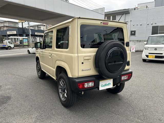 スズキ ジムニー XC 宮城県 2023(令5)年 1.3万km シフォンアイボリーM ワンオーナー/４WD/クルーズコントロール/車線逸脱警報システム/衝突被害軽減装置/ヒルディセントコントロール/ミラーヒーター/シートヒーター/ヘッドライトウォッシャー/オートライト/LEDライト/ETC/保証書/サマータイヤ純正AW（１７５/80R16）５ｍｍ