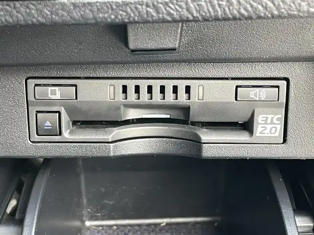 トヨタ アルファード S Cパッケージ 滋賀県 2020(令2)年 3.8万km ホワイトパールクリスタルシャイン 純正ディスプレイオーディオ/(BT/AM/FM)/サンルーフ/バックカメラ/ビルトインETC2.0/レザーシート/メモリ付きパワーシート/シートヒーター/エアーシート/ステアリングヒーター/デジタルインナーミラー/レーダークルーズコントロール/クリアランスソナー/ブラインドスポットモニター/三眼LEDオートライト/オートマチックハイビーム/レーンキープアシスト/スマートキー/スペアキー/プッシュスタート/純正フロアマット/スペアタイヤ