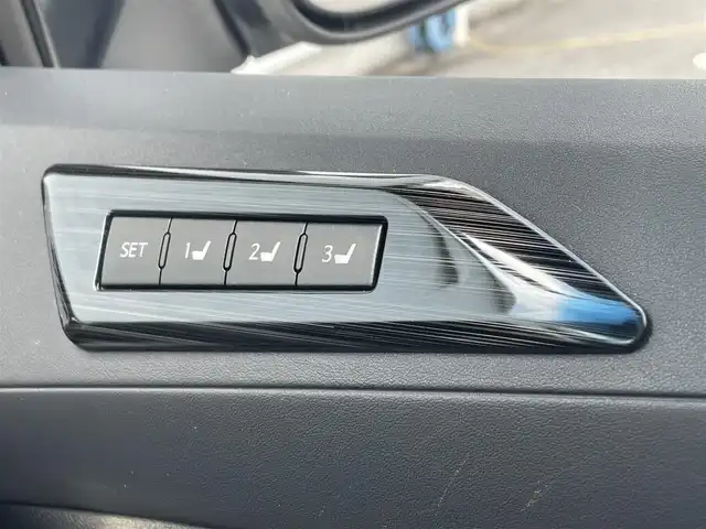 トヨタ アルファード S Cパッケージ 滋賀県 2020(令2)年 3.8万km ホワイトパールクリスタルシャイン 純正ディスプレイオーディオ/(BT/AM/FM)/サンルーフ/バックカメラ/ビルトインETC2.0/レザーシート/メモリ付きパワーシート/シートヒーター/エアーシート/ステアリングヒーター/デジタルインナーミラー/レーダークルーズコントロール/クリアランスソナー/ブラインドスポットモニター/三眼LEDオートライト/オートマチックハイビーム/レーンキープアシスト/スマートキー/スペアキー/プッシュスタート/純正フロアマット/スペアタイヤ