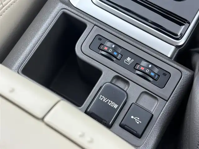 トヨタ ランドクルーザー プラド TX Lパッケージ 福井県 2023(令5)年 1.8万km ホワイトパールクリスタルシャイン 純正ディスプレイオーディオ/アラウンドビューモニター/スペアキー/サンルーフ/モデリスタエアロ（フロント＆リア）/純正１９インチＯＰアルミホイール/寒冷地仕様/ニュートラルベージュシート/シートヒーター＆ベンチレーション/ルーフレール/ドラレコ前後（SD欠）/保証書＆取説/純正ビルトインETC