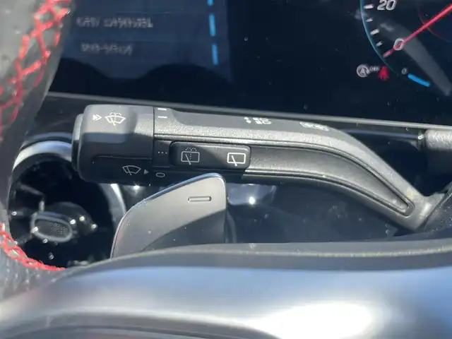 メルセデス・ベンツ Ｂ２００ｄ AMGライン 栃木県 2019(令1)年 1.7万km コスモスブラック レーダーセーフティーパック/レーダークルーズコントロール/ブラインドスポットモニター/レーンキープアシスト/ナビパッケージ/純正ナビ/（AM/FM/Bluetooth/USB)/フルセグTV/パワーシート/パワーバックドア （フットオープナー）/シートヒーター（D/N席）/ETC2.0/純正18インチアルミ