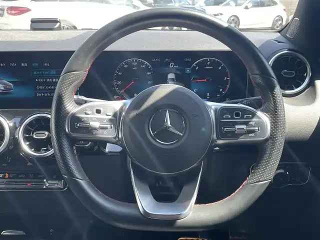 メルセデス・ベンツ Ｂ２００ｄ AMGライン 栃木県 2019(令1)年 1.7万km コスモスブラック レーダーセーフティーパック/レーダークルーズコントロール/ブラインドスポットモニター/レーンキープアシスト/ナビパッケージ/純正ナビ/（AM/FM/Bluetooth/USB)/フルセグTV/パワーシート/パワーバックドア （フットオープナー）/シートヒーター（D/N席）/ETC2.0/純正18インチアルミ