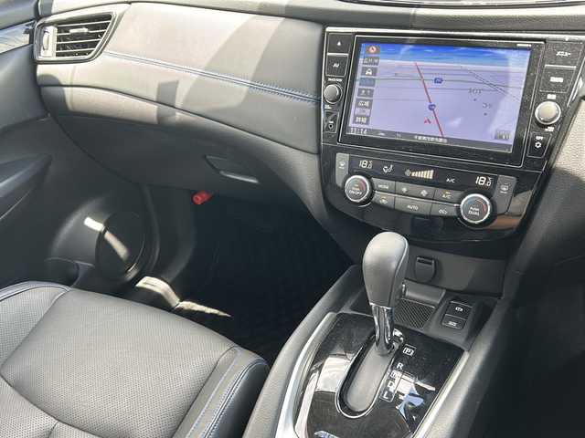 日産 エクストレイル ハイブリッド オーテック iパッケージ 千葉県 2020(令2)年 3.1万km ブリリアントホワイトパール １０型ナビＭＭ５１９Ｄ－Ｌ　全方位カメラ　プロパイロット　黒革シート　全席シートヒーター　電動リアドア　スマートルームミラー　１９インチＡＷ　前後ソナー　ＬＥＤライト　オートライト　スマートキー