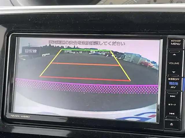 ダイハツ ムーヴ キャンバス X メイクアップ SA Ⅲ 埼玉県 2018(平30)年 11.7万km パールホワイトⅢ/スムースグレーマイカメタリック 2トーン (株)IDOMが運営する【じしゃロン鳩ヶ谷店】の自社ローン専用車両になりますこちらは現金またはオートローンご利用時の価格です。自社ローンご希望の方は別途その旨お申付け下さい/登録時122182km/両側スライドドア/純正SDナビ（NMZK-W68D）/  AM/FM/CD/DVD/MSV(SD)/BT/フルセグTV/バックカメラ/ETC/スマートアシスト3/　衝突回避支援ブレーキ機能/　車線逸脱警報機能/　誤発信抑制機能/　先行車発進お知らせ機能/　オートハイビーム/プッシュスタート/スマートキーx2/LEDヘッドライト/　オートライト/フォグランプ/後席ロールサンシェード/電動格納ミラー/ドアバイザー/純正フロアマット/取扱説明書
