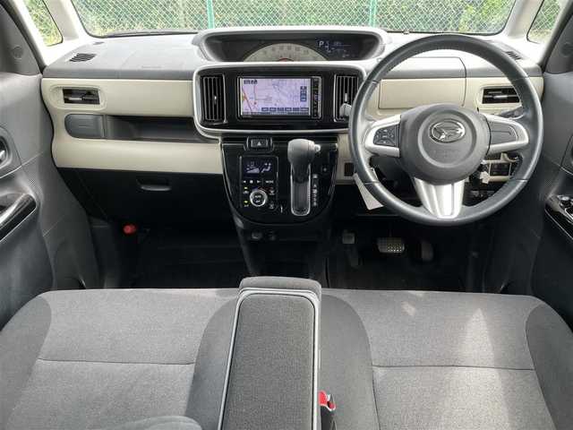 ダイハツ ムーヴ キャンバス X メイクアップ SA Ⅲ 埼玉県 2018(平30)年 11.7万km パールホワイトⅢ/スムースグレーマイカメタリック 2トーン (株)IDOMが運営する【じしゃロン鳩ヶ谷店】の自社ローン対象車両になります。こちらは現金ご利用時の価格です。自社ローンご希望の方は別途その旨お申付け下さい。/登録時122182km/両側スライドドア/純正SDナビ（NMZK-W68D）/  AM/FM/CD/DVD/MSV(SD)/BT/フルセグTV/バックカメラ/ETC/スマートアシスト3/　衝突回避支援ブレーキ機能/　車線逸脱警報機能/　誤発信抑制機能/　先行車発進お知らせ機能/　オートハイビーム/プッシュスタート/スマートキーx2/LEDヘッドライト/　オートライト/フォグランプ/後席ロールサンシェード/電動格納ミラー/ドアバイザー/純正フロアマット/取扱説明書