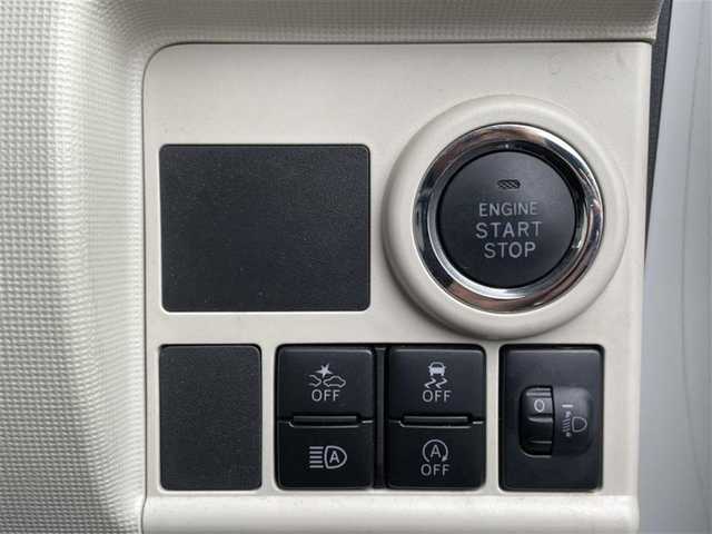 ダイハツ ムーヴ キャンバス X メイクアップ SA Ⅲ 埼玉県 2018(平30)年 11.7万km パールホワイトⅢ/スムースグレーマイカメタリック 2トーン (株)IDOMが運営する【じしゃロン鳩ヶ谷店】の自社ローン対象車両になります。こちらは現金ご利用時の価格です。自社ローンご希望の方は別途その旨お申付け下さい。/登録時122182km/両側スライドドア/純正SDナビ（NMZK-W68D）/  AM/FM/CD/DVD/MSV(SD)/BT/フルセグTV/バックカメラ/ETC/スマートアシスト3/　衝突回避支援ブレーキ機能/　車線逸脱警報機能/　誤発信抑制機能/　先行車発進お知らせ機能/　オートハイビーム/プッシュスタート/スマートキーx2/LEDヘッドライト/　オートライト/フォグランプ/後席ロールサンシェード/電動格納ミラー/ドアバイザー/純正フロアマット/取扱説明書