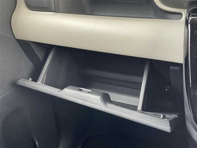 ダイハツ ムーヴ キャンバス X メイクアップ SA Ⅲ 埼玉県 2018(平30)年 11.7万km パールホワイトⅢ/スムースグレーマイカメタリック 2トーン (株)IDOMが運営する【じしゃロン鳩ヶ谷店】の自社ローン対象車両になります。こちらは現金ご利用時の価格です。自社ローンご希望の方は別途その旨お申付け下さい。/登録時122182km/両側スライドドア/純正SDナビ（NMZK-W68D）/  AM/FM/CD/DVD/MSV(SD)/BT/フルセグTV/バックカメラ/ETC/スマートアシスト3/　衝突回避支援ブレーキ機能/　車線逸脱警報機能/　誤発信抑制機能/　先行車発進お知らせ機能/　オートハイビーム/プッシュスタート/スマートキーx2/LEDヘッドライト/　オートライト/フォグランプ/後席ロールサンシェード/電動格納ミラー/ドアバイザー/純正フロアマット/取扱説明書