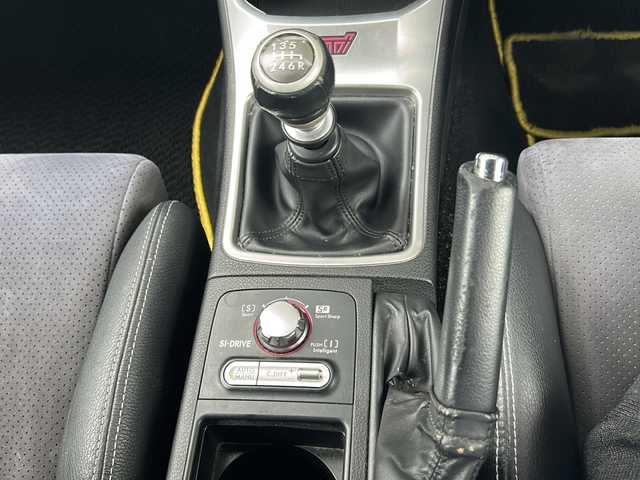 スバル インプレッサ ＷＲＸ STi 愛知県 2008(平20)年 13万km オブシディアンブラックパール STAレカロシート/社外アルミホイール(ホットスタッフクロススピード)/STAエアロ(フロント、リア)/STAブースター/ブースターメーター/STAステアリング/KENWOOD社外スピーカー/STAブレーキパッド/社外ナビ(Panasonic)DVD/TV/BT/フルセグTV/バックカメラ/ドライブレコーダー(フロント)/革巻きステアリング/ハーフレザーシート/ドアバイザー/社外フロアマット/ミラーウィンカー/電格ミラー/4WD/プッシュスタート/ETC/SI-DRIVE/マルチモードDCCD/VDC/スマートキー/スペアキー/取扱説明書/保証書/記録簿