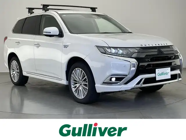 三菱 アウトランダー ＰＨＥＶ G プラスパッケージ 愛知県 2020(令2)年 2.2万km シルキーホワイト 純正8型ディスプレイオーディオ/全方位カメラ/禁煙車/ETC/ハーフレザーシート/シートヒーター/ミラー型ドライブレコーダー/ステアリングヒーター/追従式クルーズコントロール/衝突軽減ブレーキ/パドルシフト/LEDライト