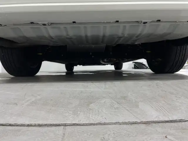日産 セレナ ハイウェイスターVセレクションⅡ 福岡県 2019(平31)年 5.5万km ブリリアントホワイトパール 純正7型ナビ　/社外フリップ　/アラウンドビューモニター　/クルーズコントロール　/PCS　/LKA　/両側パワースライド　/自動駐車システム　/コーナーセンサー　/ハンズフリースライドドア　/LEDヘッドライト