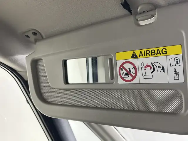 日産 セレナ ハイウェイスターVセレクションⅡ 福岡県 2019(平31)年 5.5万km ブリリアントホワイトパール 純正7型ナビ　/社外フリップ　/アラウンドビューモニター　/クルーズコントロール　/PCS　/LKA　/両側パワースライド　/自動駐車システム　/コーナーセンサー　/ハンズフリースライドドア　/LEDヘッドライト