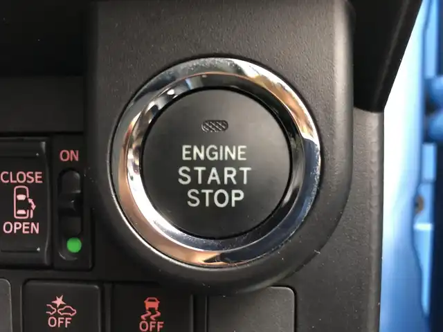 トヨタ ルーミー カスタムG－T 愛知県 2018(平30)年 3.1万km ファインブルーマイカメタリック 純正7インチナビ/　・Bluetooth/　・フルセグTV/　・AM/FM/バックカメラ/ETC/プリクラッシュセーフティー/スマートアシスト/クルーズコントロール/両側パワースライドドア/LEDヘッドライト/ドアバイザー/スマートキー/純正フロアマット/純正15インチAW
