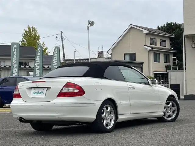 メルセデス・ベンツ ＣＬＫ３５０ カブリオレ 宮城県 2007(平19)年 3.6万km カルサイトホワイト /左ハンドル//電動オープンルーフ//黒革シート//パワーシート/ポジションメモリー//シートヒーター//クルーズコントロール//社外HDDナビ//CD/HDD/FM/AM/BT/フルセグテレビ//バックカメラ//ETC//HID//保証書/取扱説明書//リモコンキー