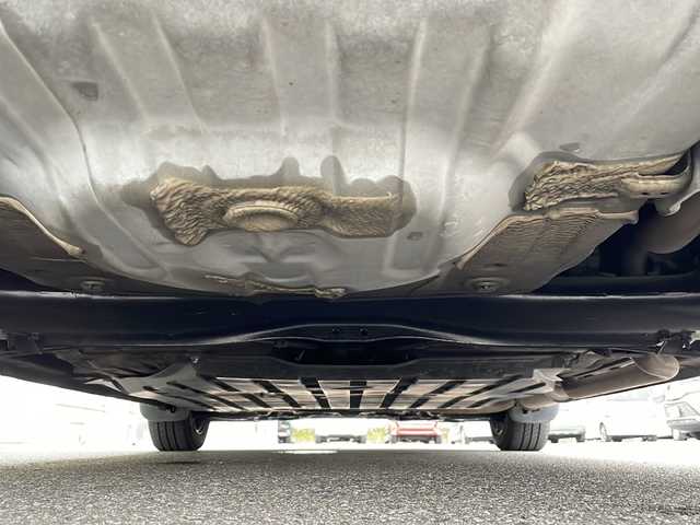 ホンダ フィット X 岐阜県 2010(平22)年 10.1万km クリスタルブラックパール 禁煙車/AM/FM/CD/DVD/USB/SD/純正ナビ/ワンセグTV/クルーズコントロール/シートヒーター/ビルトインETC/純正フロアマット/盗難防止/電動調整ミラー/ヘッドライトレベライザー/オートエアコン/プッシュスタート/ドアバイザー/スマートキー