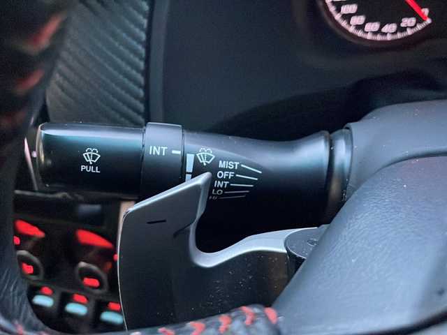 トヨタ ８６ GT リミテッド 静岡県 2014(平26)年 14.7万km クリスタルホワイトパール /純正ナビ/地デジTV//CD/DVD/Bluetooth//バックカメラ//モデリスタエアロ//純正17インチAW//シートヒーター//ハーフレザー//スマートキー//ETC