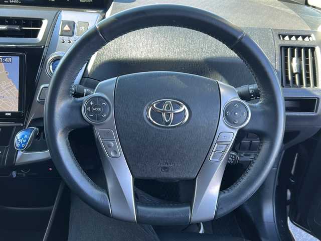 トヨタ プリウス α S ツーリングセレクション 岐阜県 2018(平30)年 6.5万km アティチュードブラックマイカ 登録時走行距離：64407km/ワンオーナー/純正ナビ（NSZT-Y68T）/フルセグテレビ・Bluetooth ・CD・DVD/バックカメラ/レーダークルーズコントロール/ドライブレコーダー/レーンキープアシスト/ビルトインETC/レザーシート/LEDヘッドライト/オートライト/オートマチックハイビーム/プッシュスタート/スマートキー/純正フロアマット/ドアバイザー/保証書/取扱説明書/スペアキー