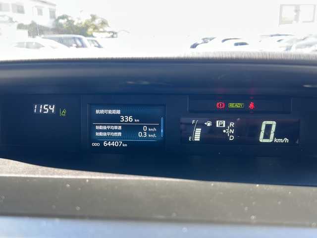 トヨタ プリウス α S ツーリングセレクション 岐阜県 2018(平30)年 6.5万km アティチュードブラックマイカ 登録時走行距離：64407km/ワンオーナー/純正ナビ（NSZT-Y68T）/フルセグテレビ・Bluetooth ・CD・DVD/バックカメラ/レーダークルーズコントロール/ドライブレコーダー/レーンキープアシスト/ビルトインETC/レザーシート/LEDヘッドライト/オートライト/オートマチックハイビーム/プッシュスタート/スマートキー/純正フロアマット/ドアバイザー/保証書/取扱説明書/スペアキー