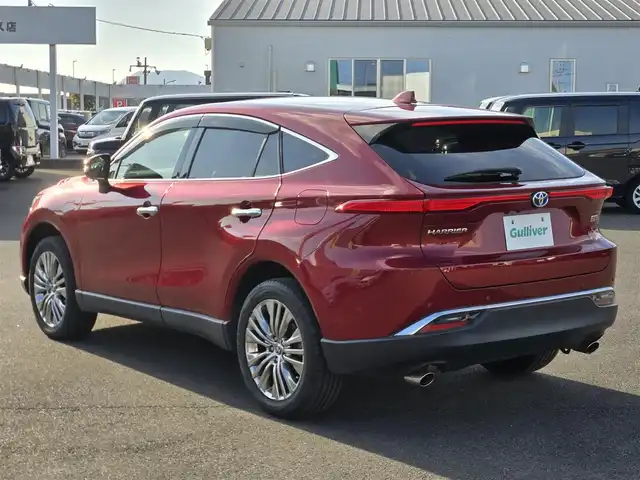 トヨタ ハリアー ハイブリッド Z レザーパッケージ 鹿児島県 2021(令3)年 7.2万km センシュアルレッドマイカ ＪＢＬプレミアムサウンドシステム　/パノラミックビューモニター　/デジタルインナーミラー　/トヨタセーフティセンス　/Ｄ＋Ｎ席シートヒーター　/Ｄ＋Ｎ席シートベンチレーション　/ステアリングヒーター/パワーバックドア/純正12.3インチディスプレイオーディオ/Bluetoothオーディオ/フルセグテレビ/トヨタセーフティセンス/純正前後ドライブレコーダー/純正アルミホイール(19インチ)/純正ビルトインETC2.0/プッシュスタート/スマートキー/エアバック(W+サイド)/カーテンエアバッグ