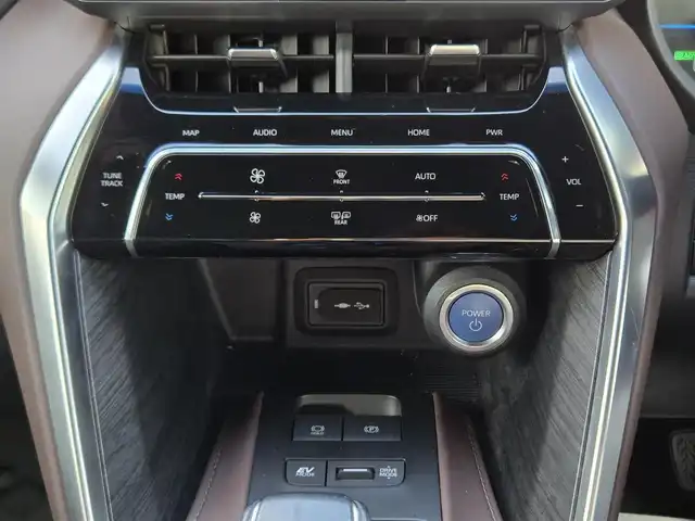 トヨタ ハリアー ハイブリッド Z レザーパッケージ 鹿児島県 2021(令3)年 7.2万km センシュアルレッドマイカ ＪＢＬプレミアムサウンドシステム　/パノラミックビューモニター　/デジタルインナーミラー　/トヨタセーフティセンス　/Ｄ＋Ｎ席シートヒーター　/Ｄ＋Ｎ席シートベンチレーション　/ステアリングヒーター/パワーバックドア/純正12.3インチディスプレイオーディオ/Bluetoothオーディオ/フルセグテレビ/トヨタセーフティセンス/純正前後ドライブレコーダー/純正アルミホイール(19インチ)/純正ビルトインETC2.0/プッシュスタート/スマートキー/エアバック(W+サイド)/カーテンエアバッグ