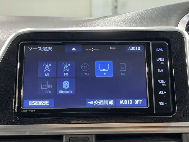 トヨタ シエンタ ハイブリッド G クエロ 愛知県 2018(平30)年 5.2万km シルバーM 純正ナビ（NSZT-W68T)/（AM/FM/CD・DVD再生/フルセグTV/SD/Bluetooth)/パノラミックビューモニター　/トヨタセーフティセンス　/　　-プリクラッシュセーフティ/　　-オートマチックハイビーム/　　-レーンディパーチャーアラート/両側パワースライドドア　/ビルトインＥＴＣ　/ＬＥＤヘッドライト　/LEDフォグランプ/ドライブレコーダー　/クリアランスソナー　/クルーズコントロール/USB端子/ISOFIX/プッシュスタート/　　-スマートキー