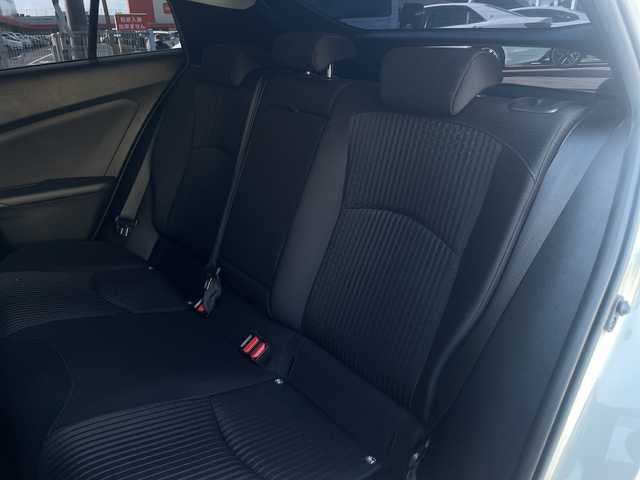 トヨタ プリウス Sセーフティプラス ツートーン 山口県 2018(平30)年 9.9万km アティチュードブラックマイカ/ホワイトパールクリスタルシャイン モデリスタエアロ（フロント）/純正９型ナビ（フルセグTV、AM/FM、Bluetooth）/バックカメラ/レーダークルーズコントロール/HIDオートライト/純正１７インチアルミホイール/前後コーナーセンサー/横滑り防止装置/自動駐車システム/衝突被害軽減ブレーキ/スペアキー１本