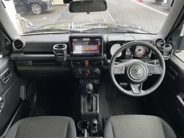 スズキ ジムニー シエラ JC 東京都 2025(令7)年 0.4万km ブルーイッシュブラックパール3 アルパイン９インチナビ　/バックカメラ　/ＵＳＢ　/Ｂｌｕｅｔｏｏｔｈ　/ＣＤ　/ＤＶＤ　/クルーズコントロールシステム　/フロアマット　/ＥＴＣ　/ＡＢＳ　/横滑り防止装置　/コーナーセンサー　/レーンアシスト/オートライト/衝突被害軽減システム