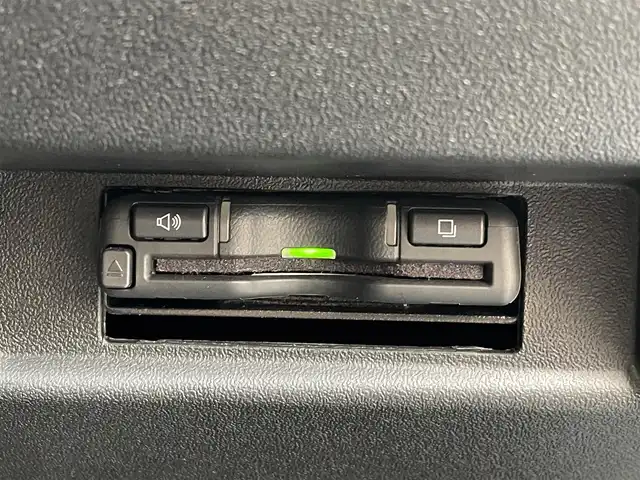 スズキ ジムニー シエラ JC 東京都 2025(令7)年 0.4万km ブルーイッシュブラックパール3 アルパイン９インチナビ　/バックカメラ　/ＵＳＢ　/Ｂｌｕｅｔｏｏｔｈ　/ＣＤ　/ＤＶＤ　/クルーズコントロールシステム　/フロアマット　/ＥＴＣ　/ＡＢＳ　/横滑り防止装置　/コーナーセンサー　/レーンアシスト/オートライト/衝突被害軽減システム