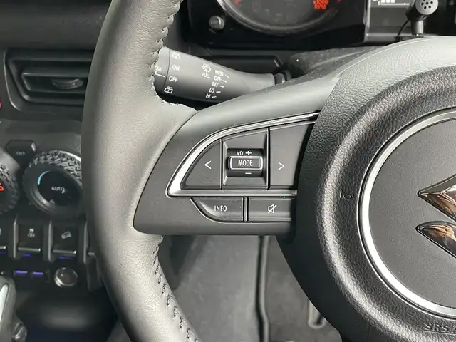 スズキ ジムニー シエラ JC 東京都 2025(令7)年 0.4万km ブルーイッシュブラックパール3 アルパイン９インチナビ　/バックカメラ　/ＵＳＢ　/Ｂｌｕｅｔｏｏｔｈ　/ＣＤ　/ＤＶＤ　/クルーズコントロールシステム　/フロアマット　/ＥＴＣ　/ＡＢＳ　/横滑り防止装置　/コーナーセンサー　/レーンアシスト/オートライト/衝突被害軽減システム