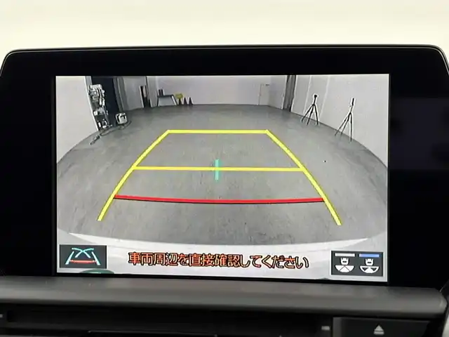 トヨタ クラウン ハイブリッド RS アドバンス 福岡県 2020(令2)年 3.8万km ホワイトパールクリスタルシャイン ムーンルーフ　/純正ナビ／フルセグＴＶ　/バックカメラ　/ＥＴＣ２．０　/レーダークルーズコントロール　/コーナーセンサー　/トヨタセーフティセンス　/衝突軽減ブレーキ　/レーンキープ　/ブラインドスポットモニター　/アクセル踏み間違い防止　/ヘッドアップディスプレイ　/パドルシフト　/シートヒーター　/ステアリングヒーター　/ハーフレザーシート　/シートメモリー付きパワーシート　/LEDヘッドライト　/純正１８インチアルミホイール