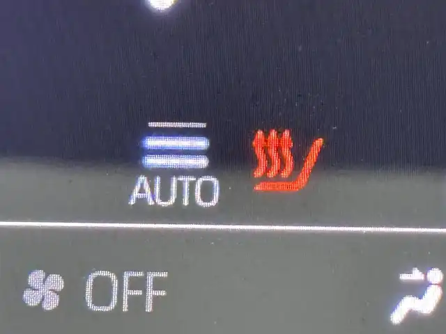 トヨタ クラウン ハイブリッド RS アドバンス 福岡県 2020(令2)年 3.8万km ホワイトパールクリスタルシャイン ムーンルーフ　/純正ナビ／フルセグＴＶ　/バックカメラ　/ＥＴＣ２．０　/レーダークルーズコントロール　/コーナーセンサー　/トヨタセーフティセンス　/衝突軽減ブレーキ　/レーンキープ　/ブラインドスポットモニター　/アクセル踏み間違い防止　/ヘッドアップディスプレイ　/パドルシフト　/シートヒーター　/ステアリングヒーター　/ハーフレザーシート　/シートメモリー付きパワーシート　/LEDヘッドライト　/純正１８インチアルミホイール