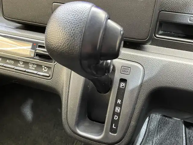 スズキ ワゴンＲ HYBRID FX リミテッド 岩手県 2019(平31)年 4万km ピュアホワイトP ４WD/ヘッドアップディスプレイ/衝突被害軽減ブレーキ/アイドリングストップ/オートライト/オートハイビーム/ヘッドライトレベライザー/シートヒーター/ベンチシート/電動格納ドアミラー/ステアリングスイッチ/BTオーディオ/オートエアコン/純正フロアマット/パワーウィンドウ/パワーステアリング/スマートキー、プッシュスタート