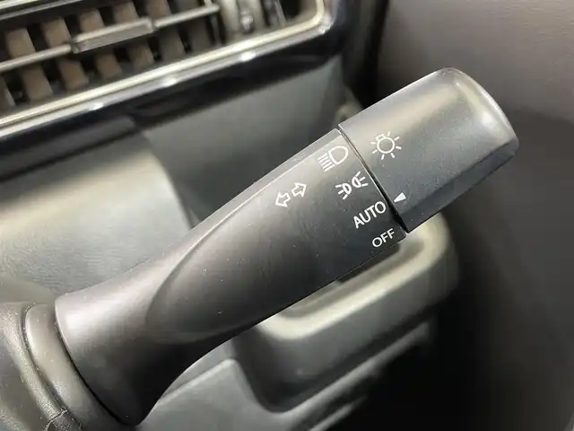 スズキ ワゴンＲ HYBRID FX リミテッド 岩手県 2019(平31)年 4万km ピュアホワイトP ４WD/ヘッドアップディスプレイ/衝突被害軽減ブレーキ/アイドリングストップ/オートライト/オートハイビーム/ヘッドライトレベライザー/シートヒーター/ベンチシート/電動格納ドアミラー/ステアリングスイッチ/BTオーディオ/オートエアコン/純正フロアマット/パワーウィンドウ/パワーステアリング/スマートキー、プッシュスタート