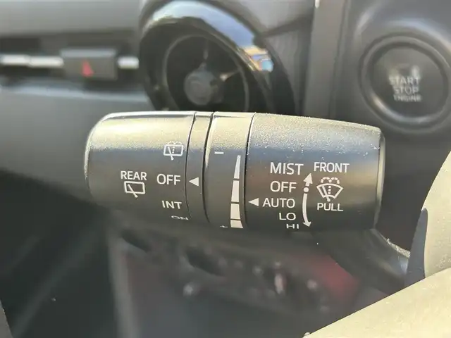 マツダ デミオ 15C 島根県 2018(平30)年 7.5万km アークティックホワイト 登録時走行距離74496km/レーンキープアシスト/衝突被害軽減ブレーキ/前後コーナーセンサー/AUXカーオーディオ/W+サイドエアバッグ/プッシュスタート/スペアキー/15インチ純正アルミ/横滑り防止装置