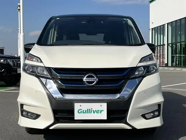 日産 セレナ e－パワー ハイウェイスター V 奈良県 2018(平30)年 6.5万km ブリリアントホワイトパール 2トーン 純正ナビ/フルセグＴＶ　/両側パワースライドドア　/全方位カメラ　/クルーズコントロール　/ステアリングヒーター　/シートヒーター（Ｄ＋Ｎ席）　/ビルトインＥＴＣ　/ドライブレコーダー/コーナーセンサー　/ＬＥＤヘッドライト/パワーウィンドウ/パワーステアリング