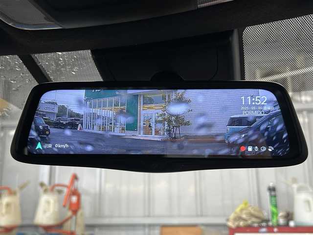 トヨタ カローラツーリング ハイブリッド ダブルバイビー 福岡県 2020(令2)年 4.7万km ホワイトパールクリスタルシャイン ・MODELISTAフルエアロ/・純正ナビ（TV/Bluetooth/Miracast）/・バックカメラ/・ドライブレコーダー（PORMIDO/前後）/・ETC2.0/・トヨタクリアランスソナー/・クルーズコントロール（追従可能）/・レーンキープアシスト/・横滑り防止装置/・衝突被害軽減システム/・D/N席シートヒーター/・オートマチックハイビーム/・LEDヘッドライト/・フットランプ/・ワイヤレス充電/・電動パーキングブレーキ/・ヒートステアリング/・ステアリングスイッチ/・電格ミラー/・トノカバー