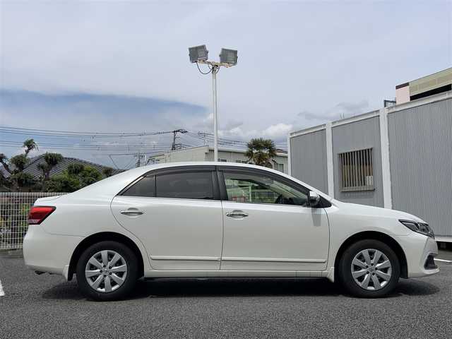 トヨタ プレミオ 1．5F EXパッケージ 静岡県 2018(平30)年 4.7万km ホワイトパールクリスタルシャイン ユーザー買取車両/ワンオーナー/純正SDナビ/　【CD/DVD/BT/地デジフルTV】/スペアキー/パワーシート（D席）/アイドリングストップ/横滑り防止/ハーフレザーシート/バックカメラ/ドライブレコーダー/スタートボタン/スマートキー/ビルトインETC/コーナーセンサー