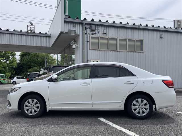 トヨタ プレミオ 1．5F EXパッケージ 静岡県 2018(平30)年 4.7万km ホワイトパールクリスタルシャイン ユーザー買取車両/ワンオーナー/純正SDナビ/　【CD/DVD/BT/地デジフルTV】/スペアキー/パワーシート（D席）/アイドリングストップ/横滑り防止/ハーフレザーシート/バックカメラ/ドライブレコーダー/スタートボタン/スマートキー/ビルトインETC/コーナーセンサー