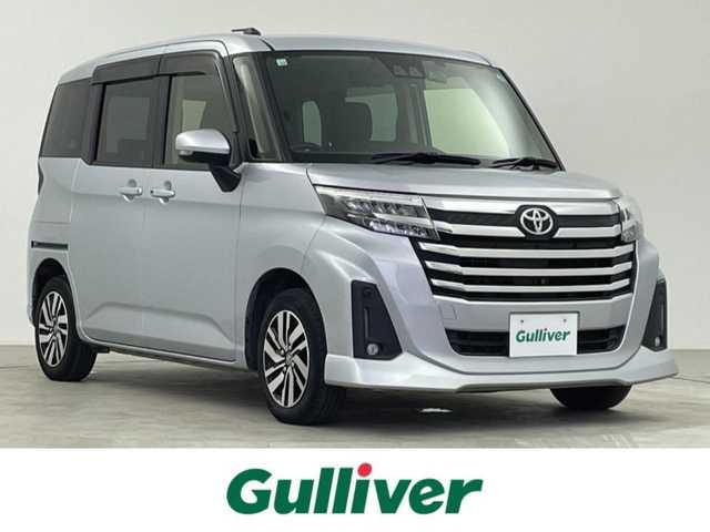 トヨタ ルーミー カスタムG 千葉県 2020(令2)年 6.6万km ブライトシルバーM 禁煙車/スマートアシスト/・先行車発進システム/・車線逸脱警報システム/・衝突軽減ブレーキ/・レーダークルーズコントロール/・コーナーセンサー/両側電動ドア/純正メモリナビ/・型番：NSZT-W68T/・CD/DVD/Bluetooth/フルセグTV/パノラミックビューモニター/・ビルトインETC/革巻きステアリング/・ステアリングスイッチ/電子パーキング/・ブレーキホールド/純正フロアマット/純正ドアバイザー/純正14インチAW/オートライト/・オートマチックハイビーム/・LEDヘッドライト/・LEDフォグランプ/電動格納ウインカーミラー/アイドリングストップ/プッシュスタート/・スマートキー/・スペアキー